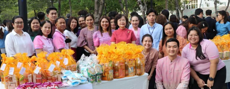 พิธีทำบุญตักบาตรพระสงฆ์เนื่องในโอกาสขึ้นพุทธศักราชใหม่ ๒๕๖๗